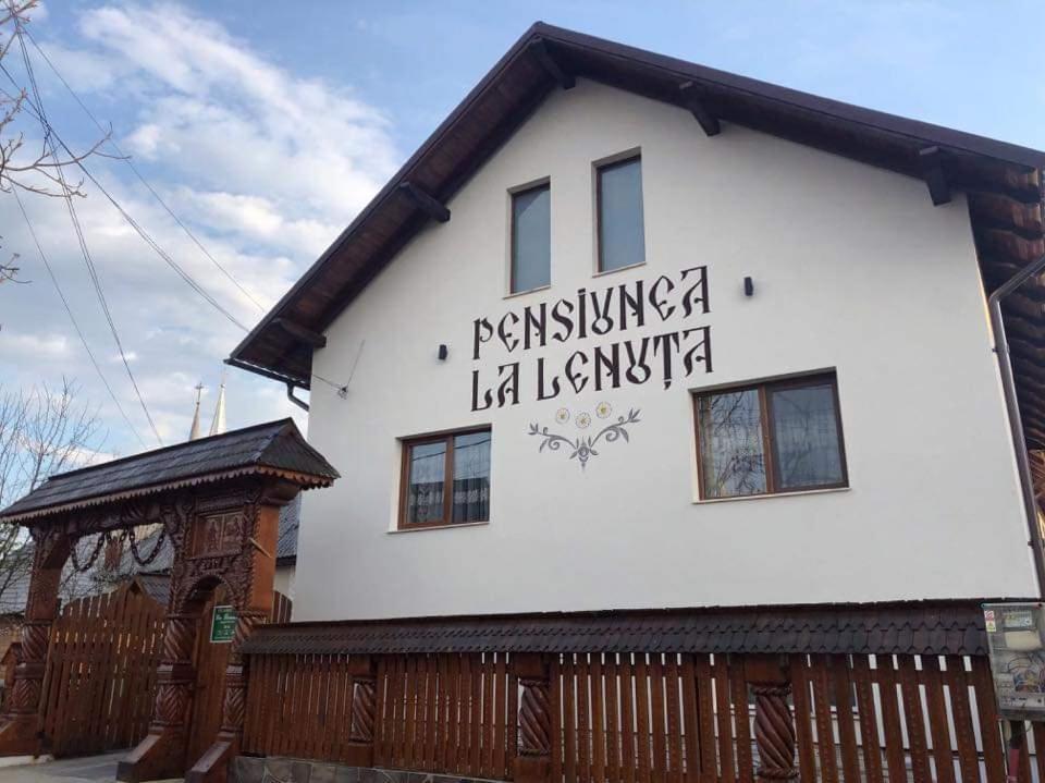 Pensiunea La Lenuta Onceşti Exterior foto